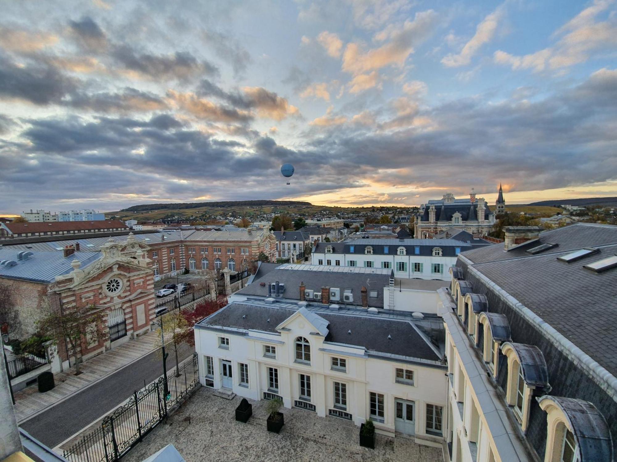 L'Epopee Panoramique - Parking - Avenue De Champagne - Epernay Apartment Ruang foto